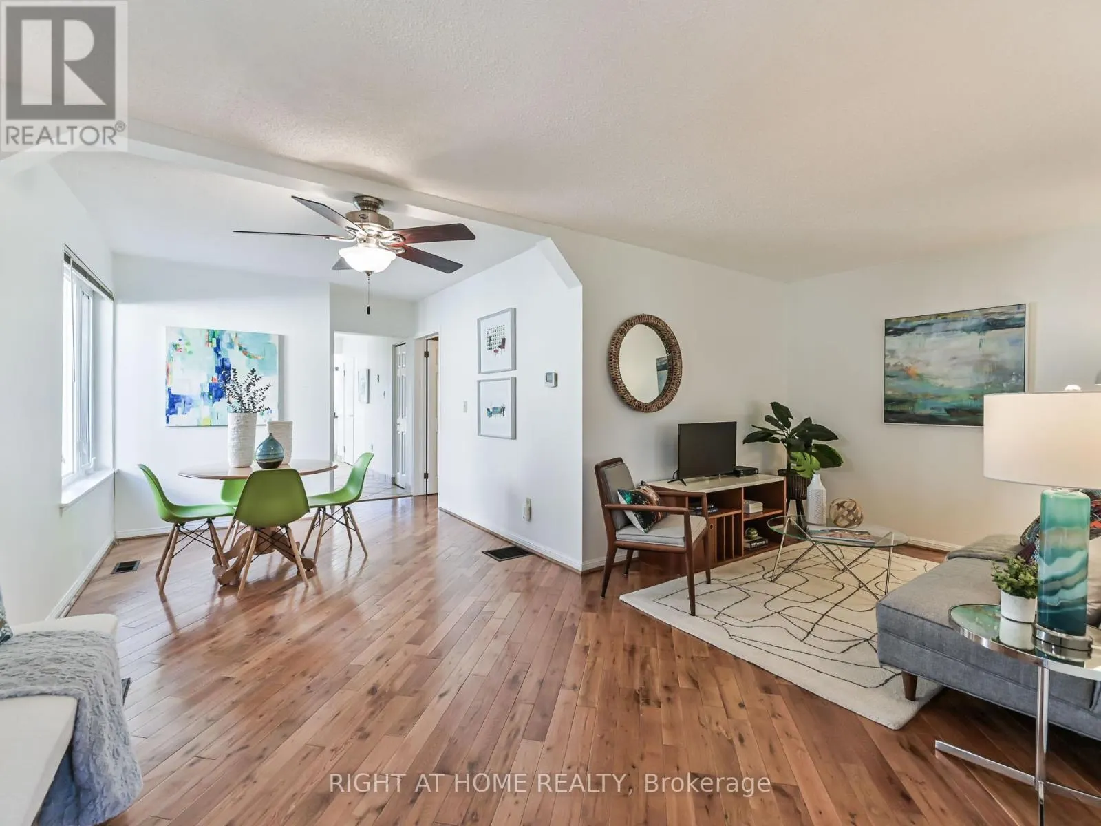 UPPER - 677 MORTIMER AVENUE