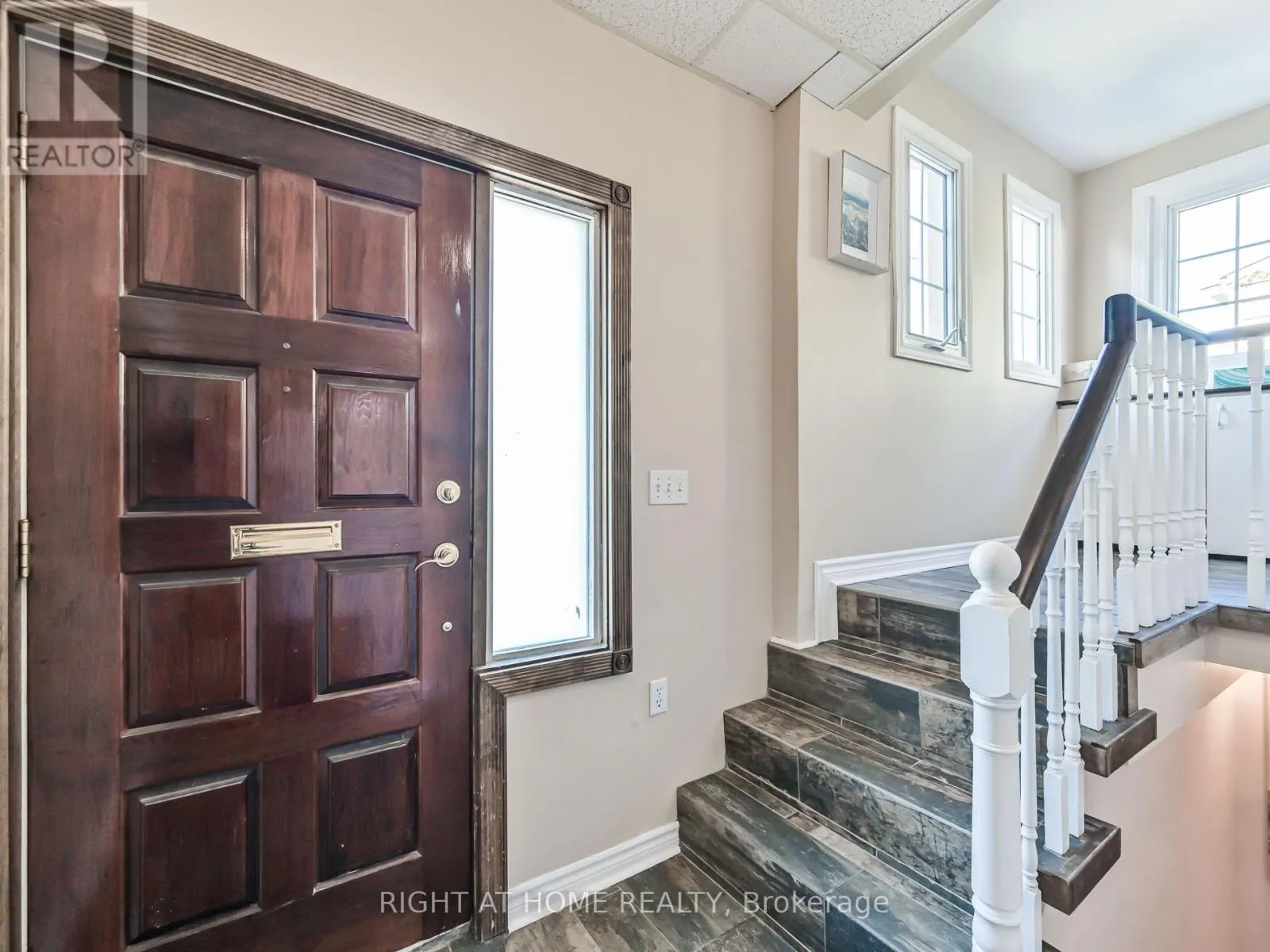 UPPER - 677 MORTIMER AVENUE