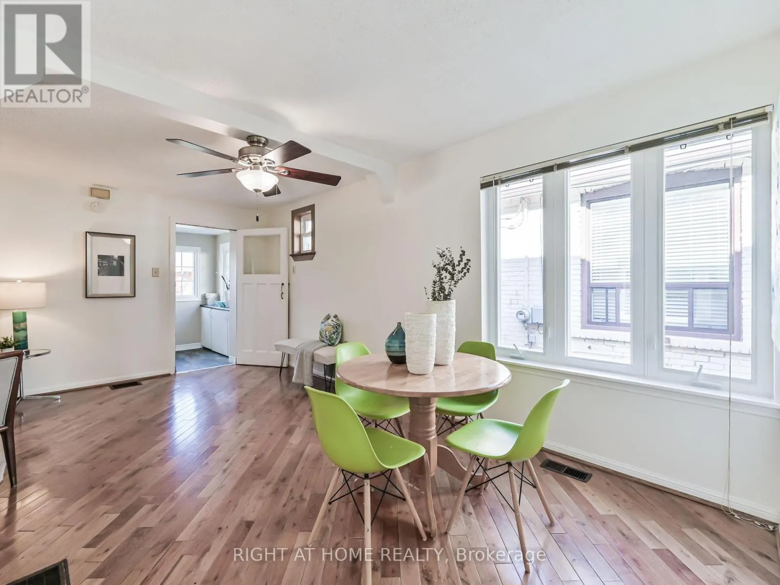 UPPER - 677 MORTIMER AVENUE