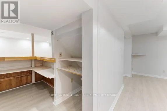 113 HALFMOON SQUARE