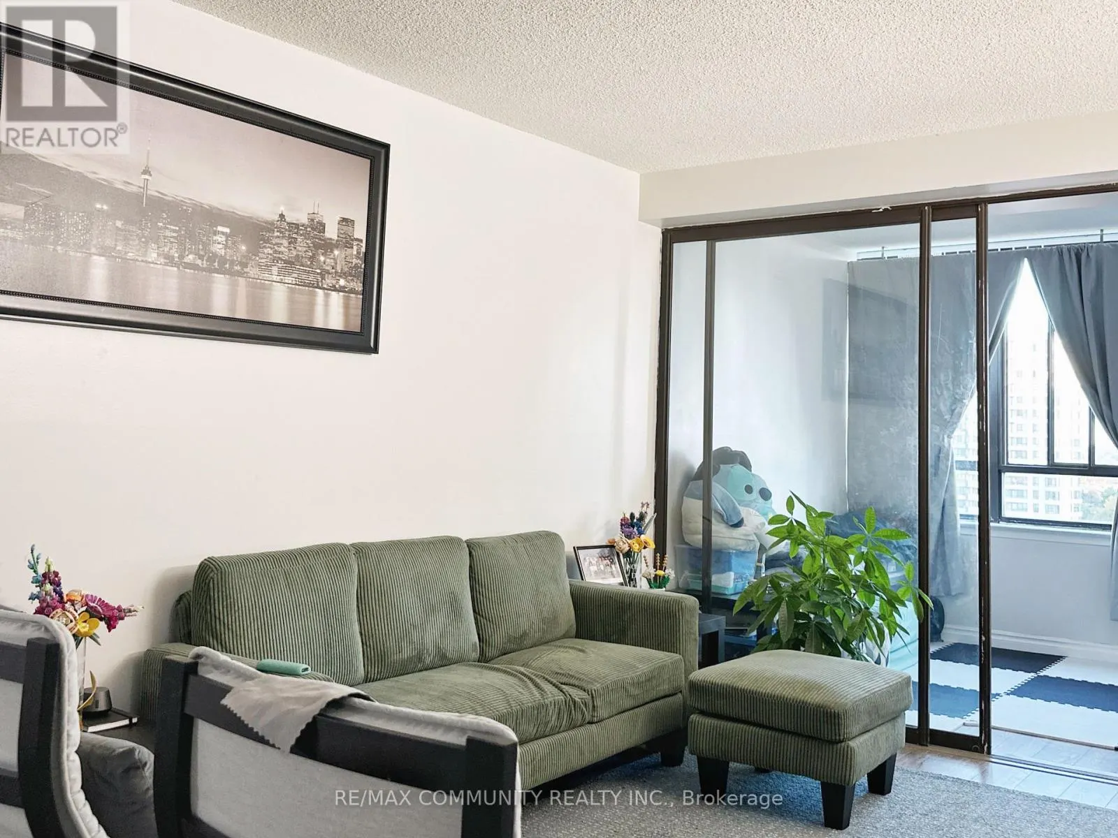 1133 - 25 BAMBURGH CIRCLE