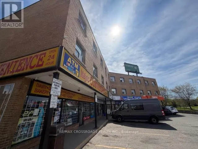 305 - 1 KINGSTON ROAD E