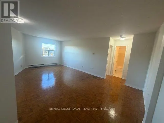 305 - 1 KINGSTON ROAD E