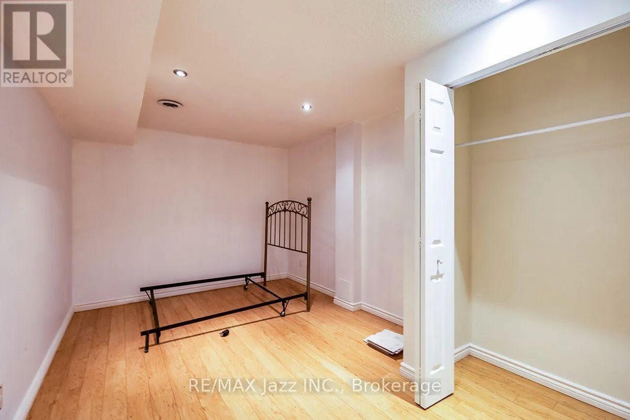 4 MCCARTNEY AVENUE