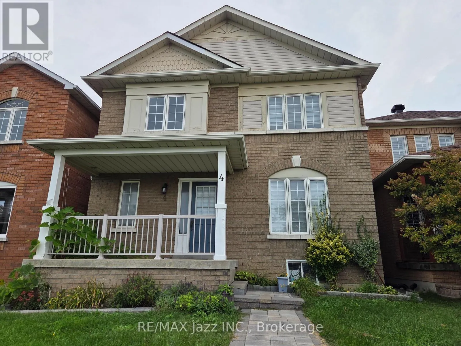 4 MCCARTNEY AVENUE