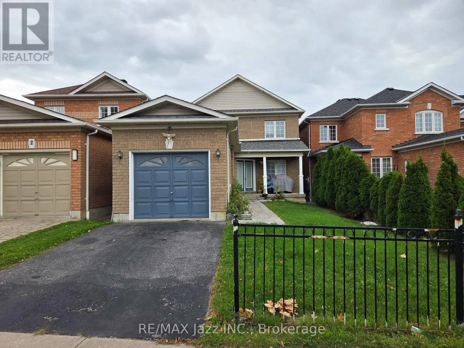 4 MCCARTNEY AVENUE