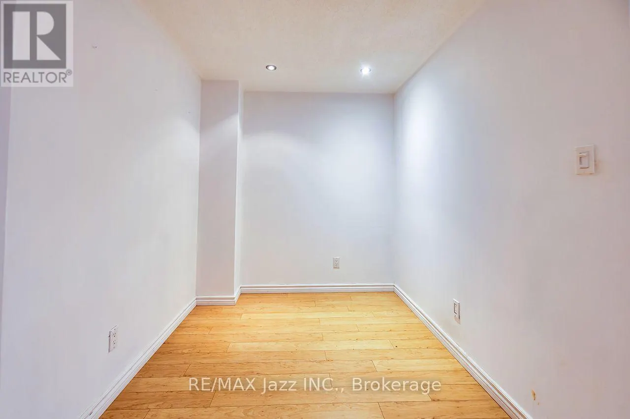 4 MCCARTNEY AVENUE