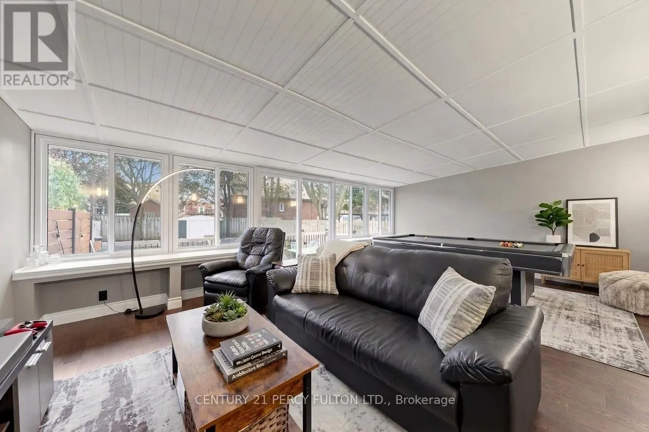 76 ARLINGTON AVENUE