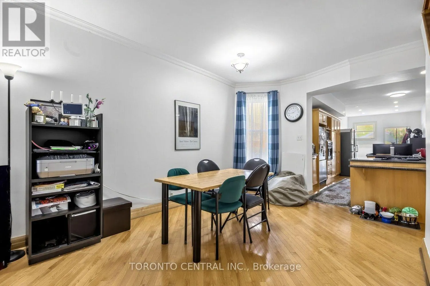 21 CHESTER AVENUE