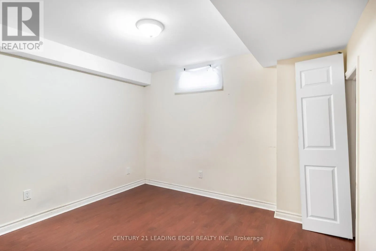 31 SEWARD CRESCENT