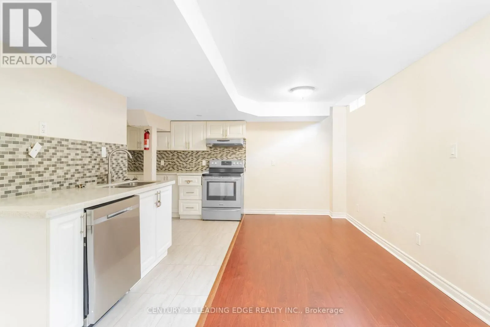 31 SEWARD CRESCENT