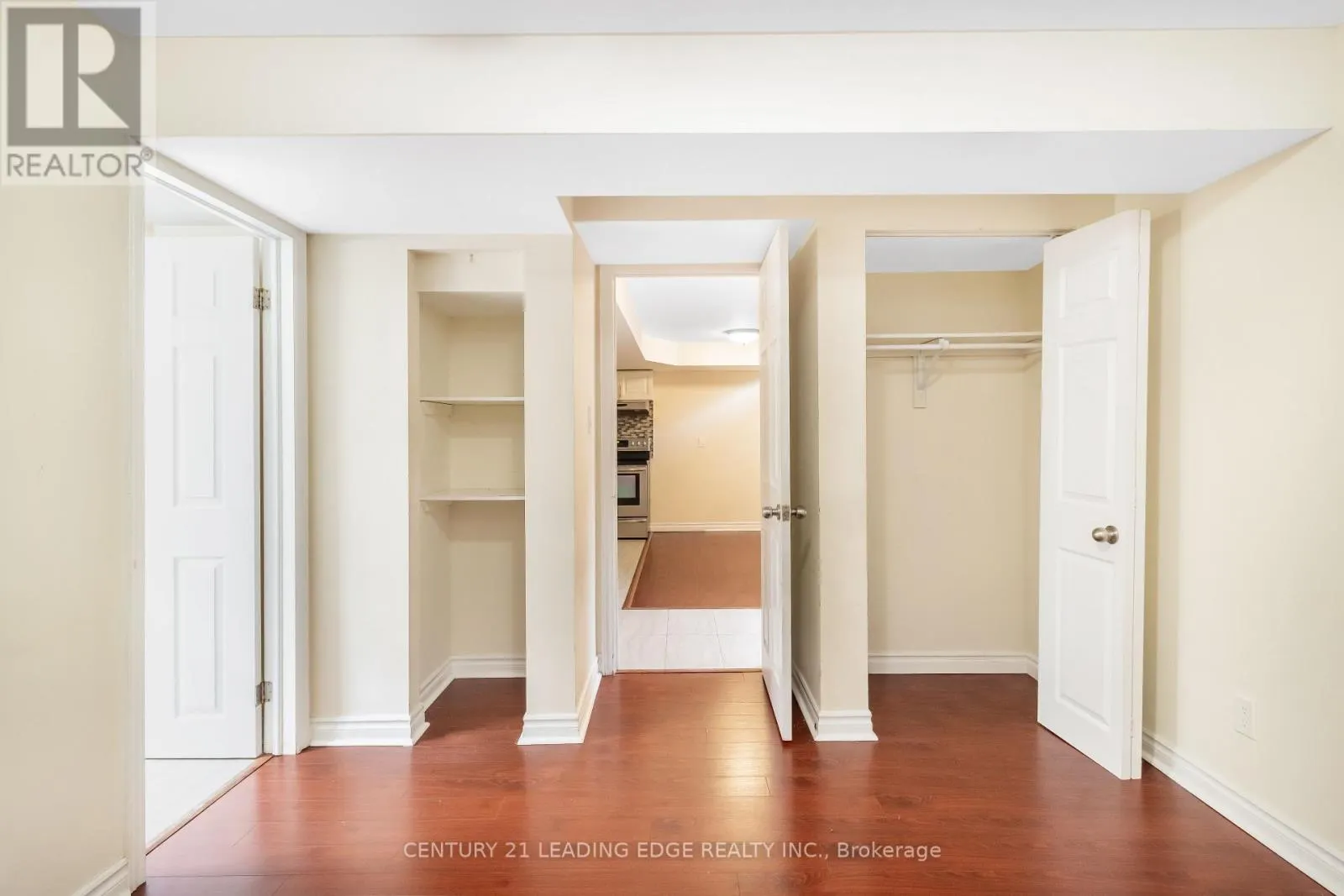 31 SEWARD CRESCENT