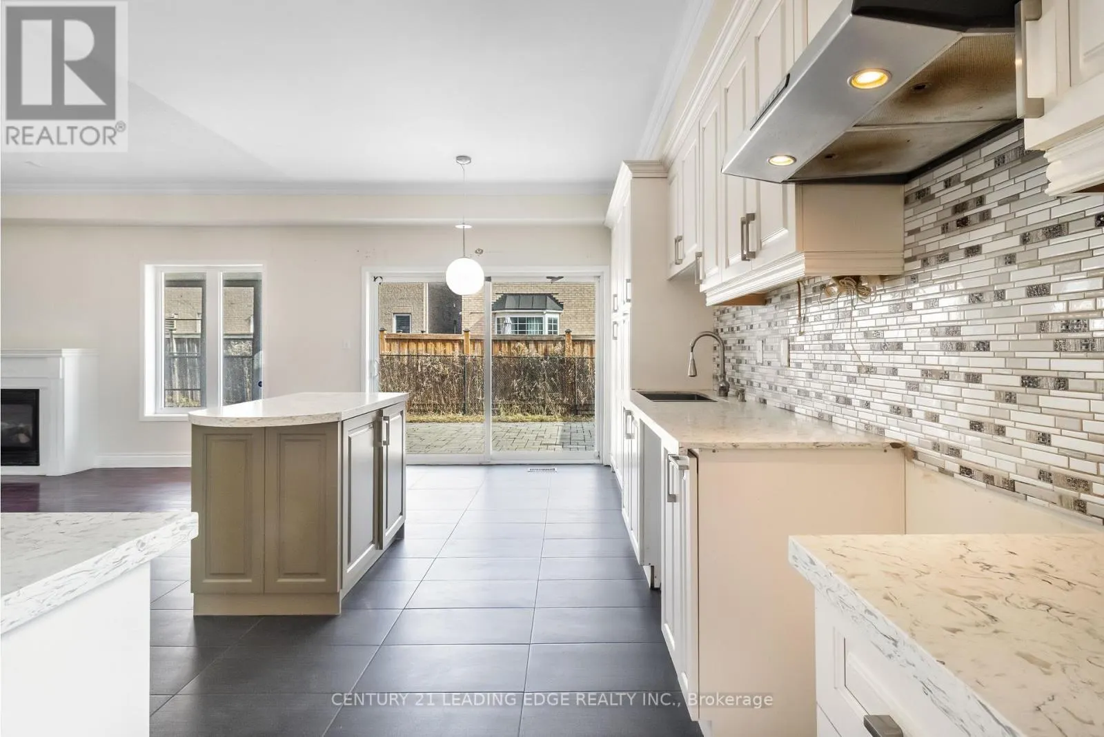 31 SEWARD CRESCENT