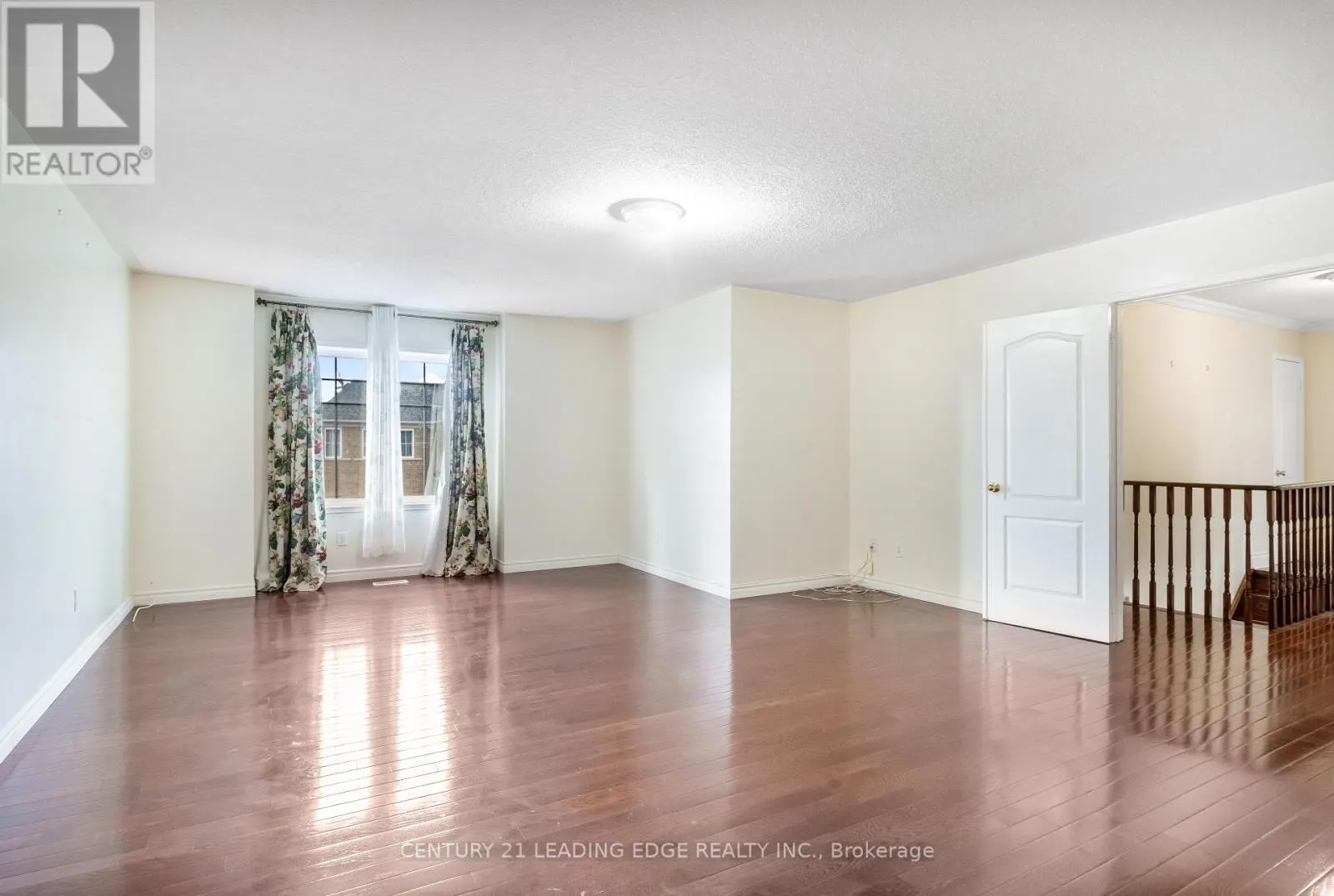31 SEWARD CRESCENT