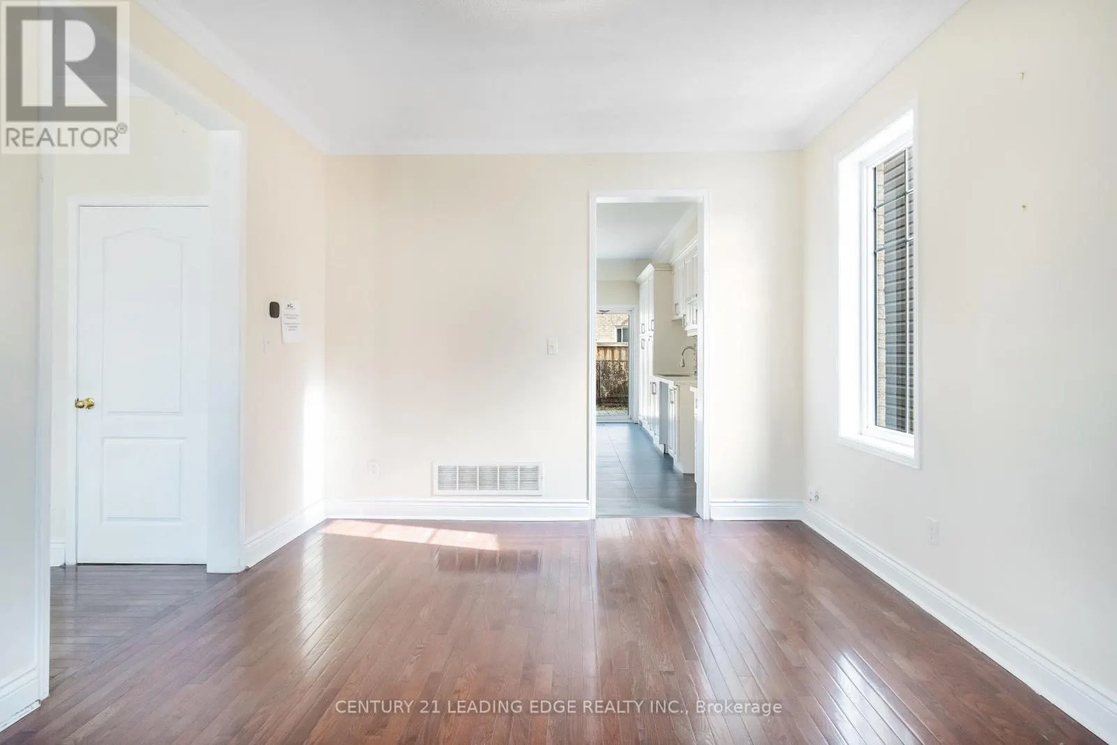 31 SEWARD CRESCENT