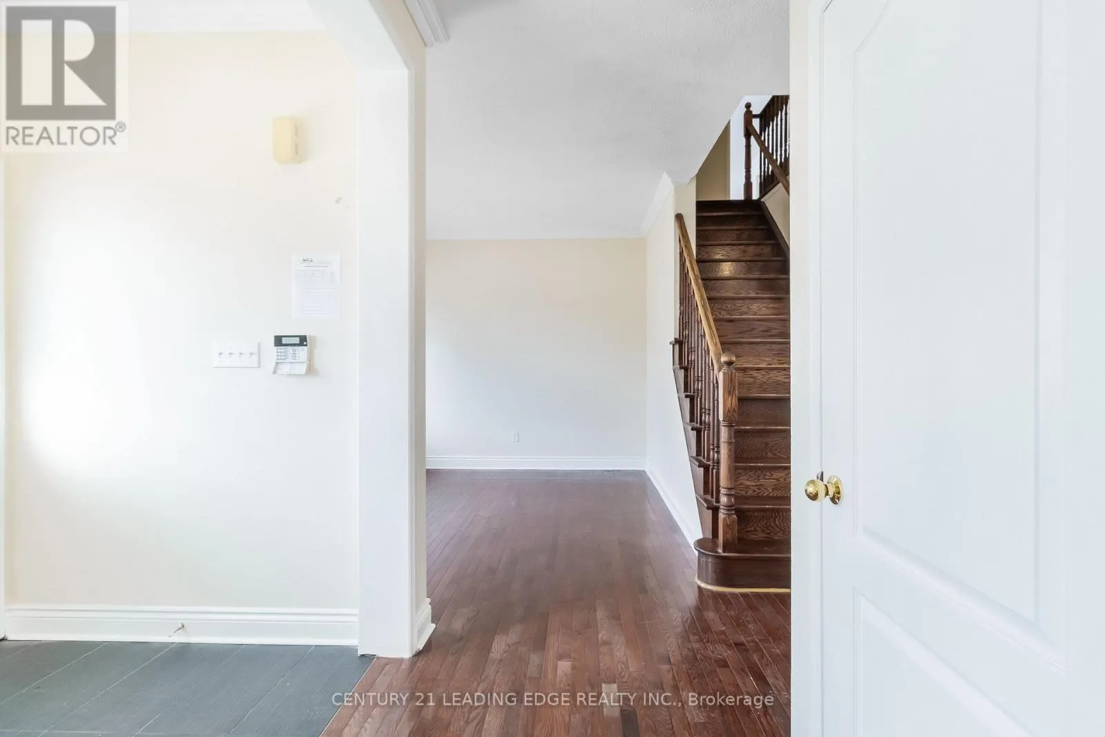 31 SEWARD CRESCENT