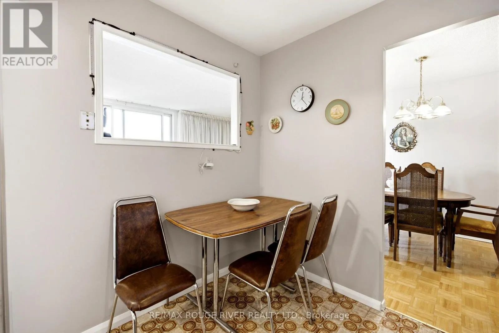 406 - 895 KENNEDY ROAD