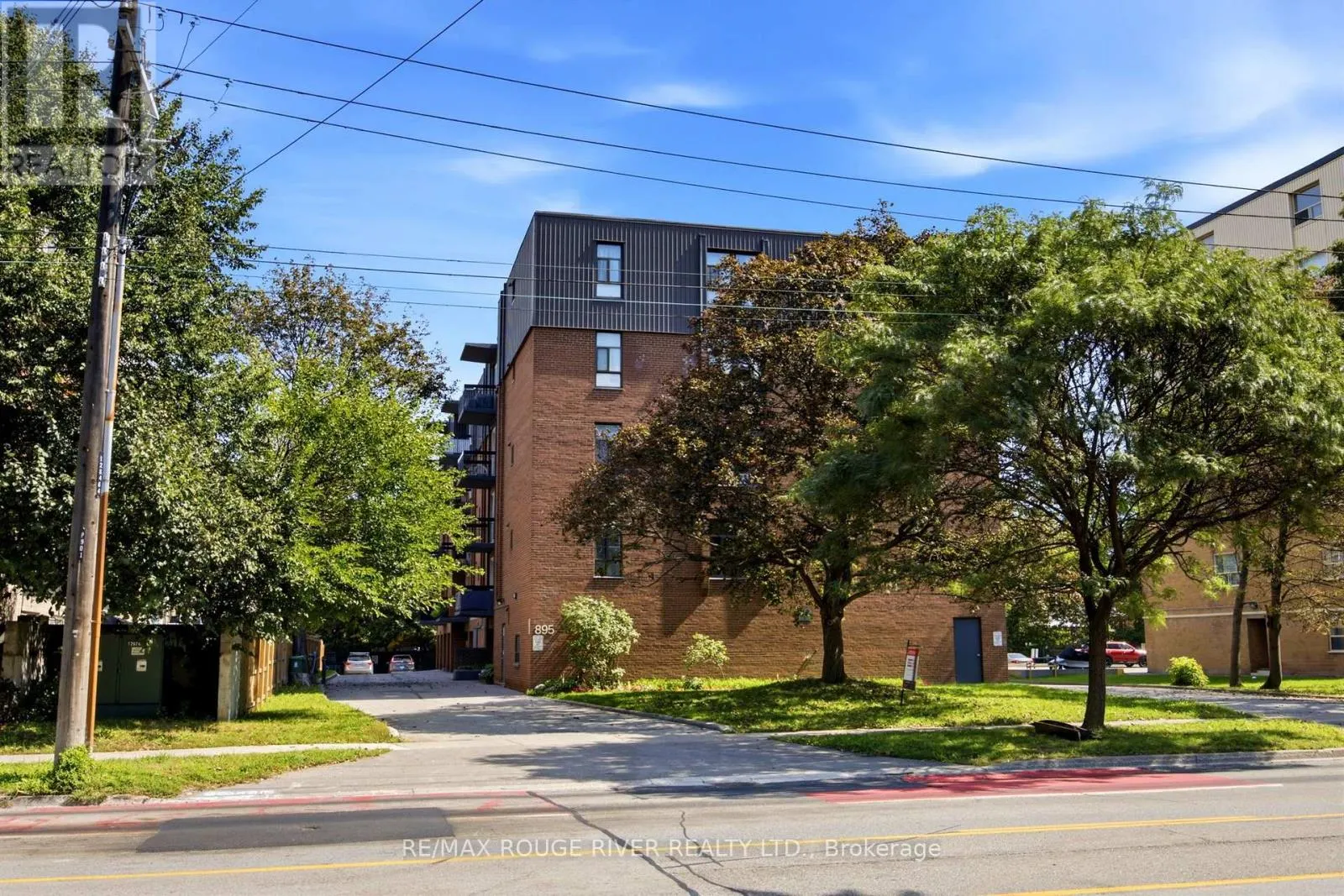 406 - 895 KENNEDY ROAD