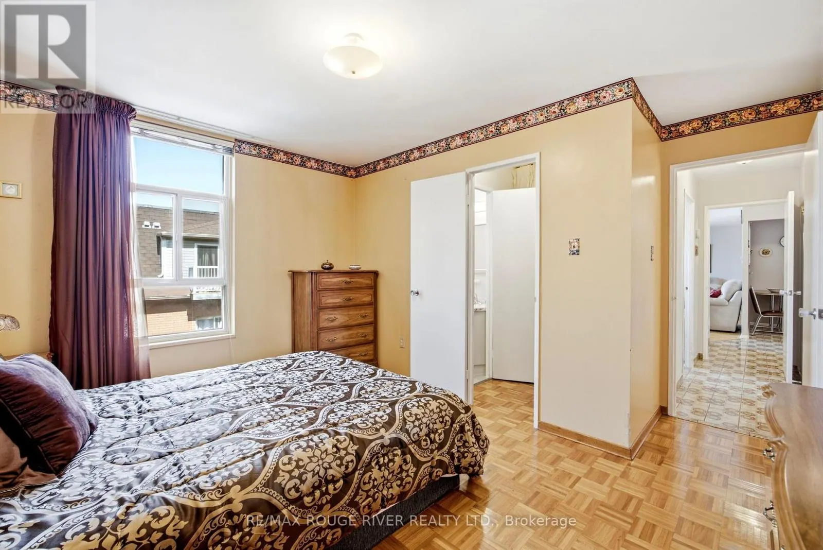 406 - 895 KENNEDY ROAD