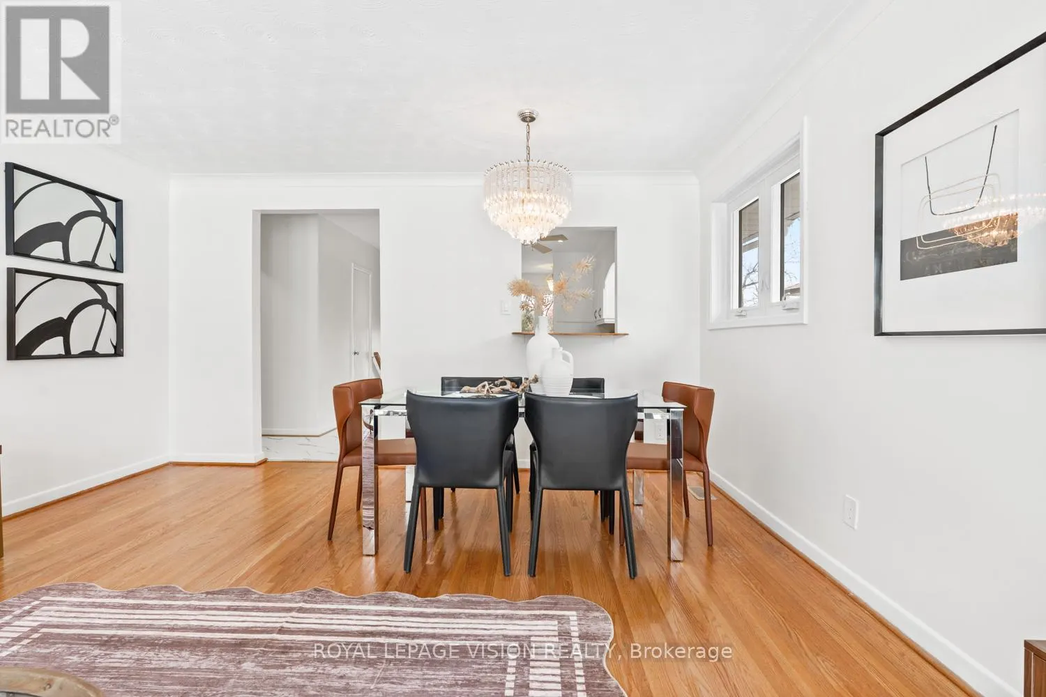 6 MACDUFF CRESCENT