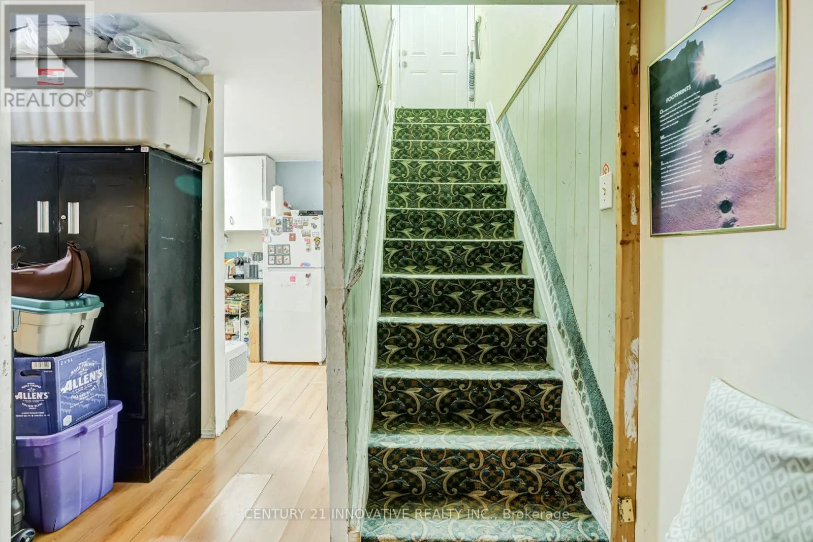 21 TILLBROOK COURT