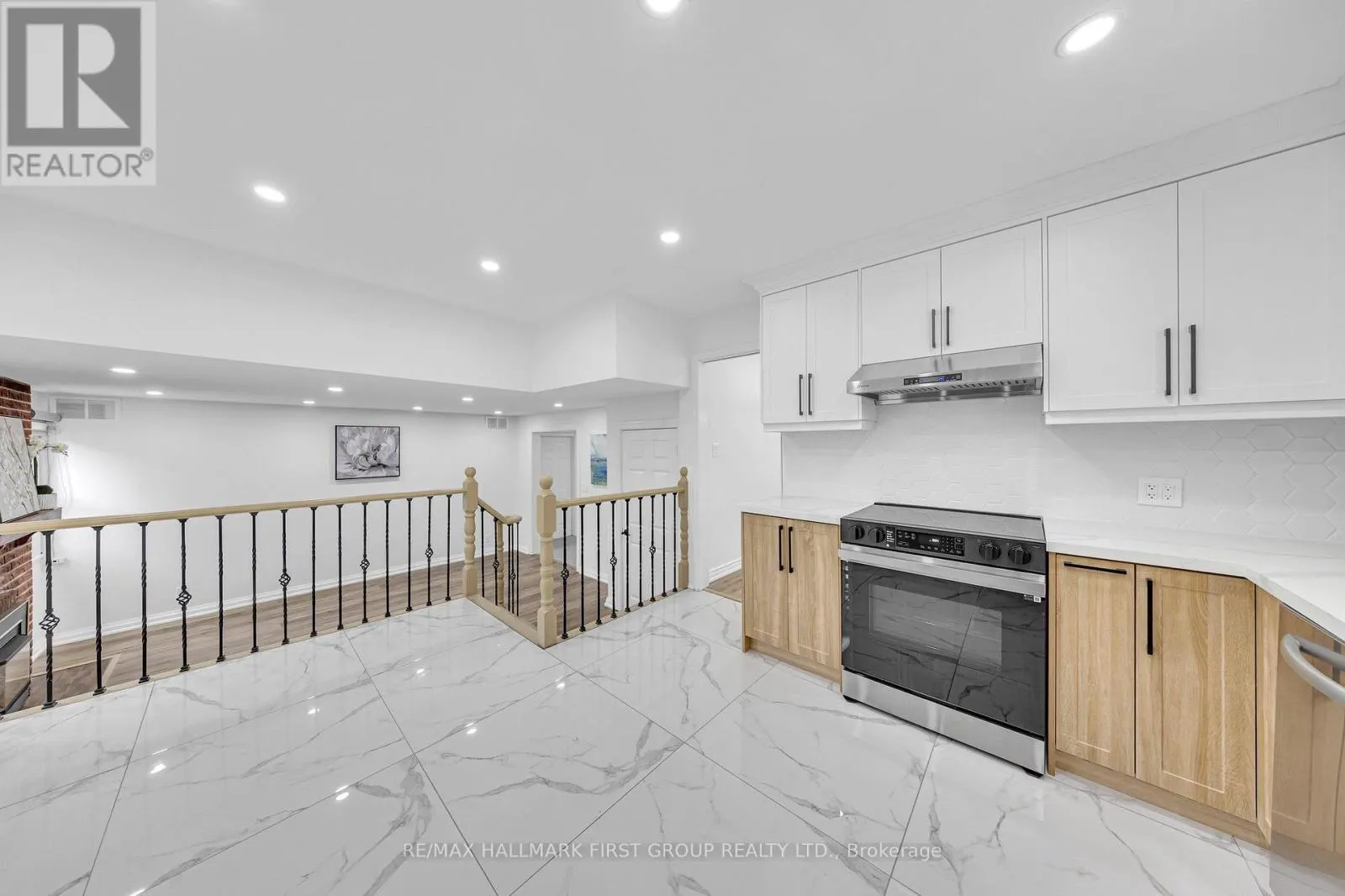 890 BRIARWOOD DRIVE