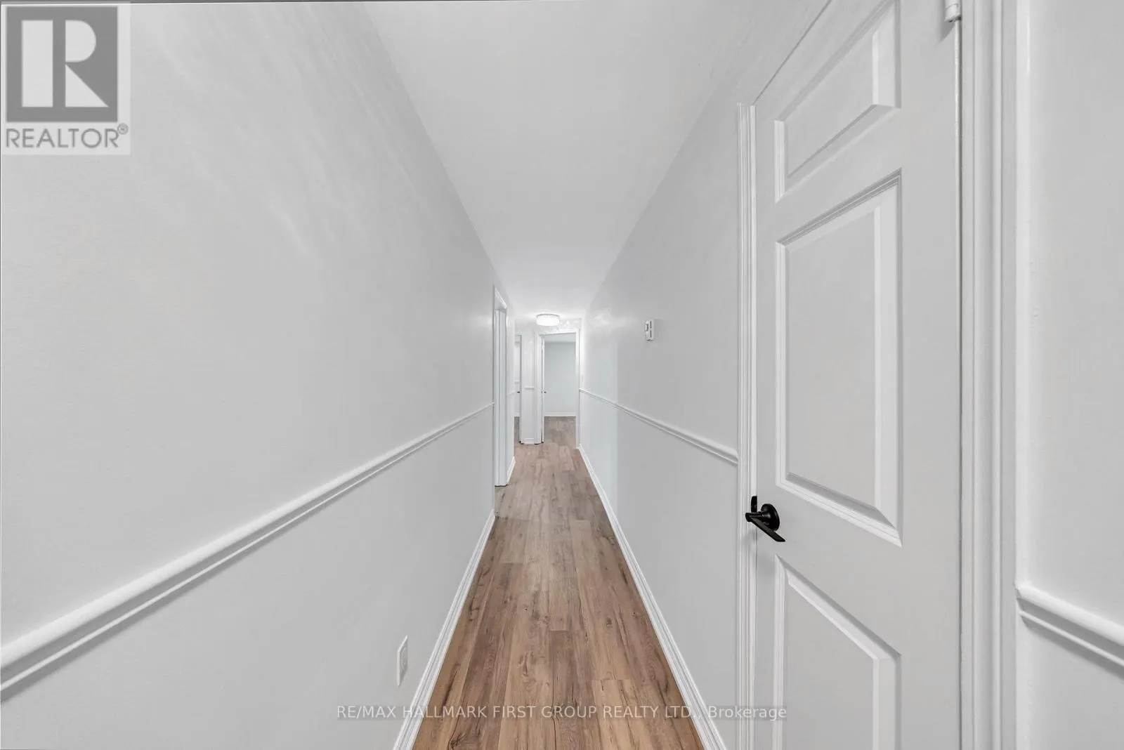 890 BRIARWOOD DRIVE