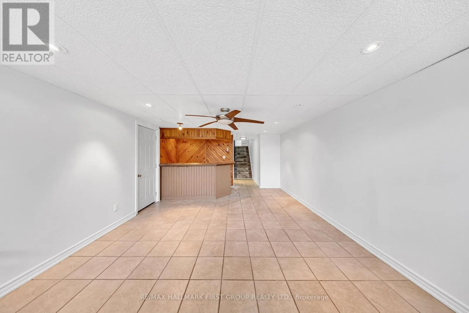 890 BRIARWOOD DRIVE