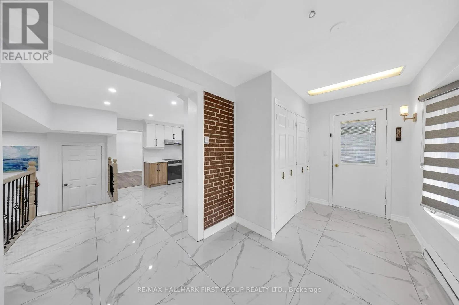 890 BRIARWOOD DRIVE