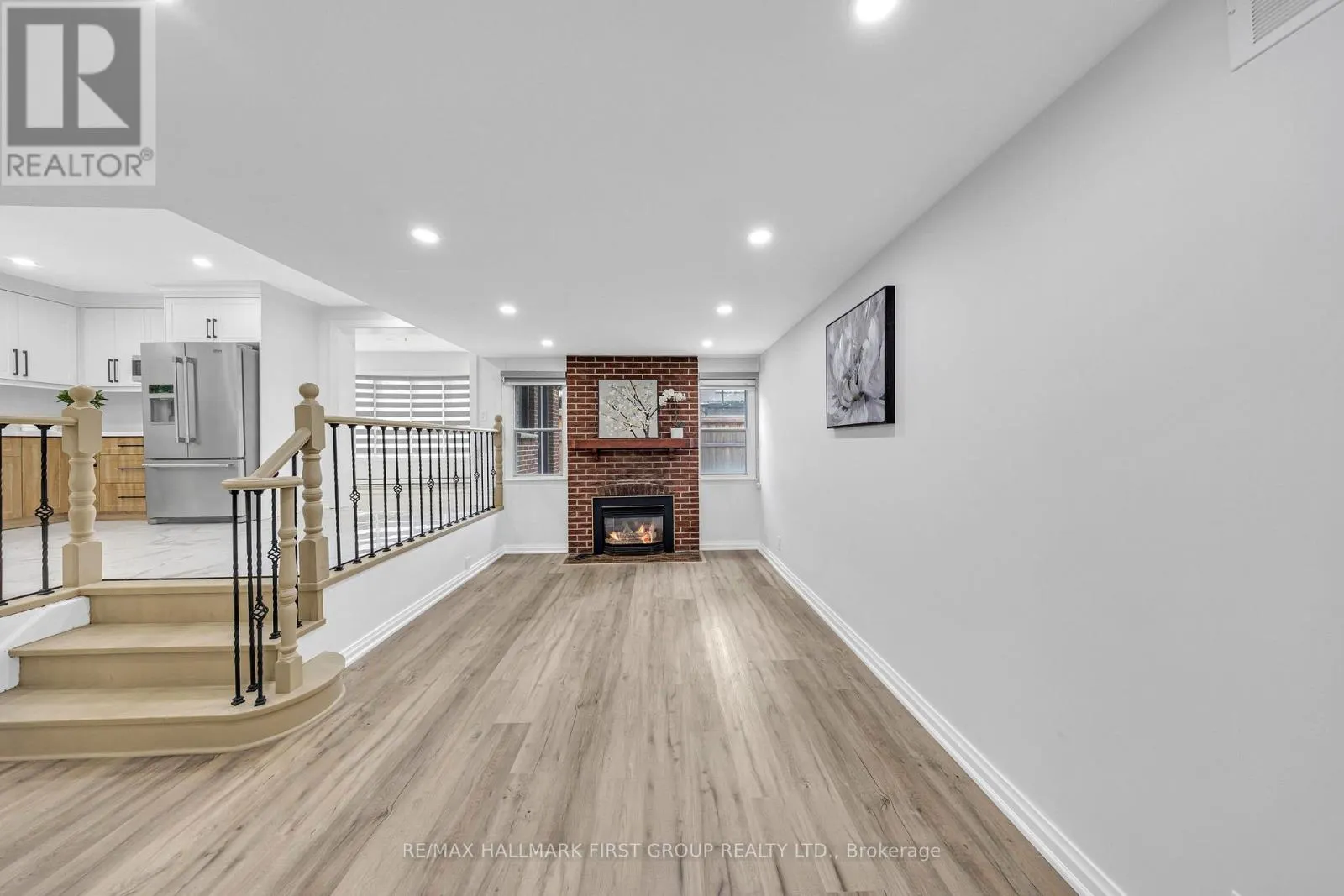 890 BRIARWOOD DRIVE