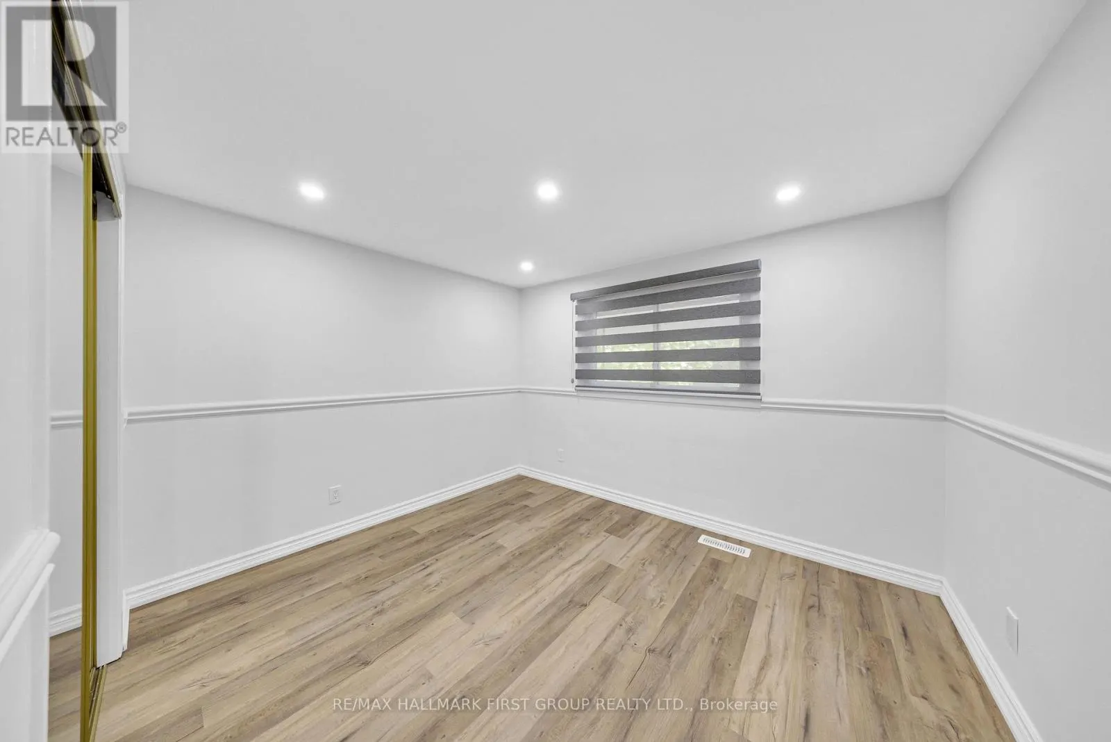 890 BRIARWOOD DRIVE