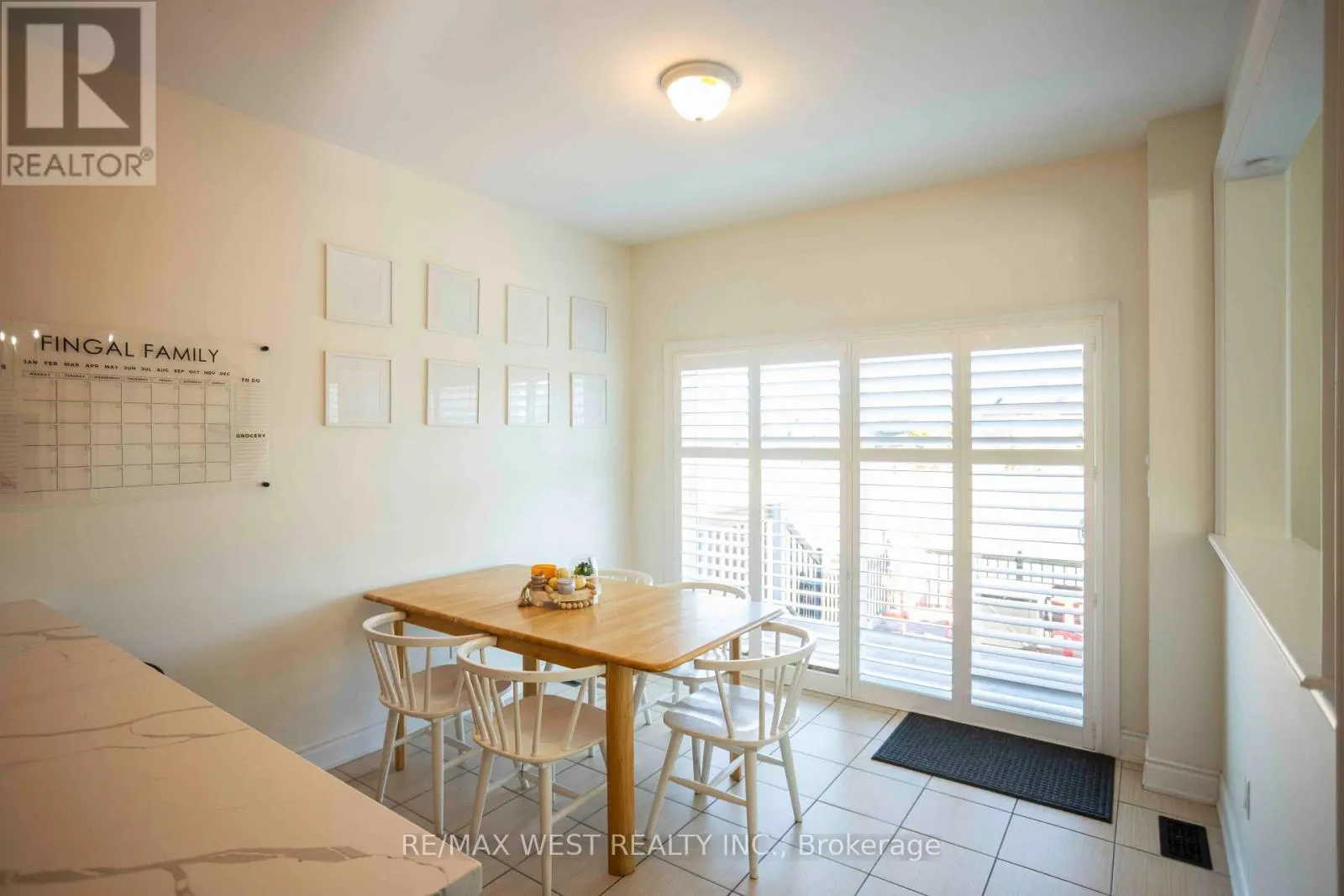 252 PIMLICO DRIVE