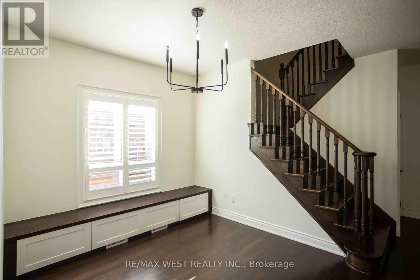 252 PIMLICO DRIVE