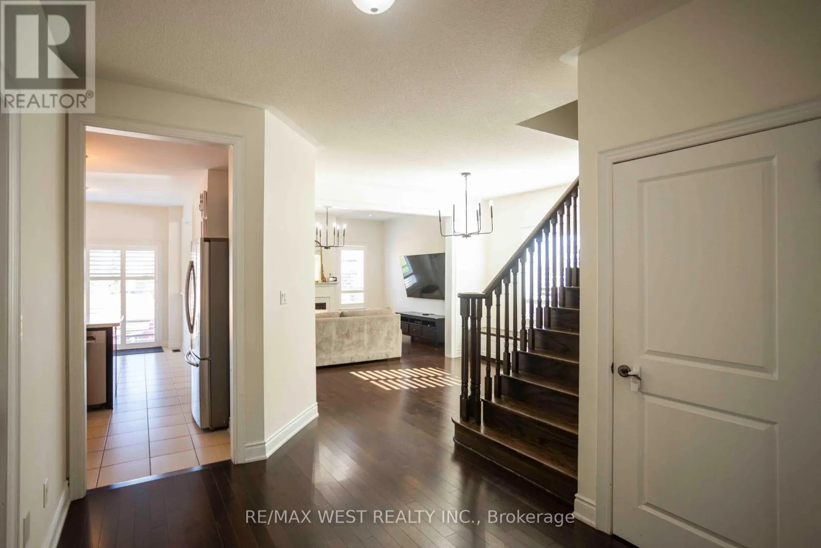 252 PIMLICO DRIVE