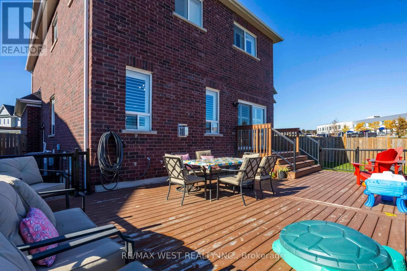 252 PIMLICO DRIVE