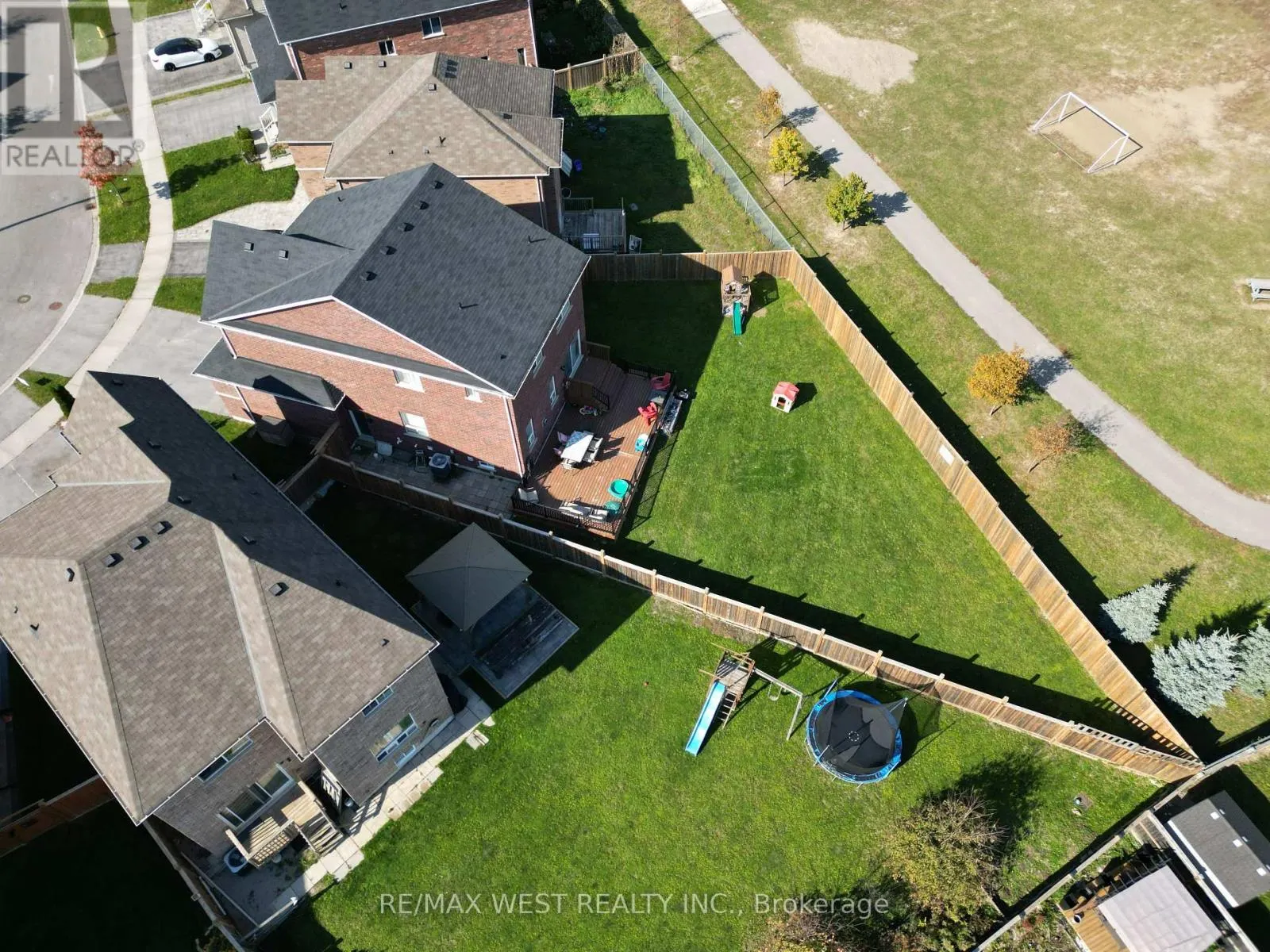 252 PIMLICO DRIVE