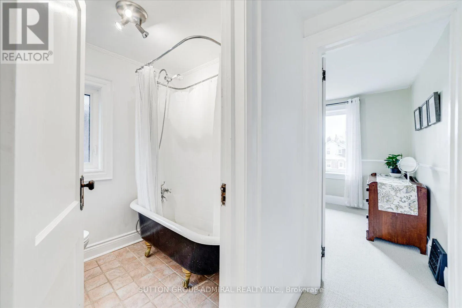 23 WESTMORELAND AVENUE