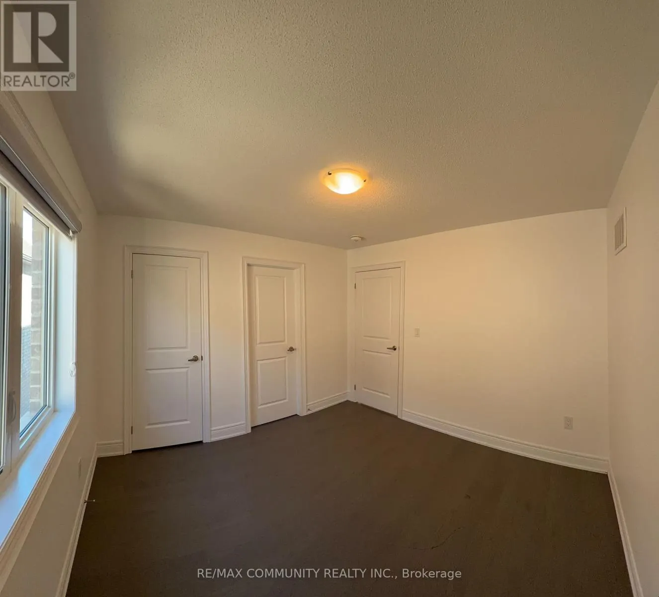 6 WESLEY BROOKS STREET