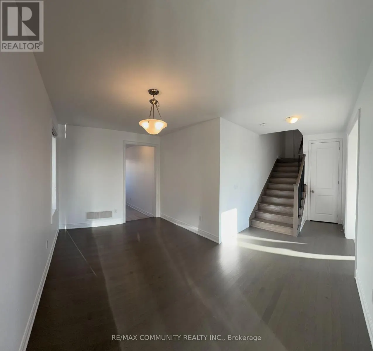 6 WESLEY BROOKS STREET
