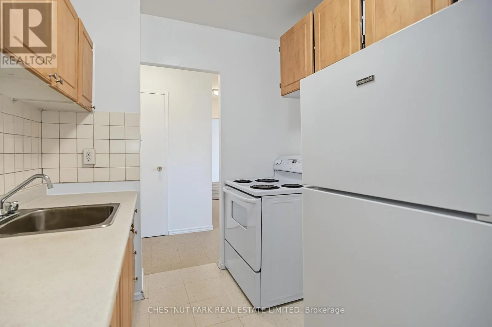 517 - 888 GLEN STREET