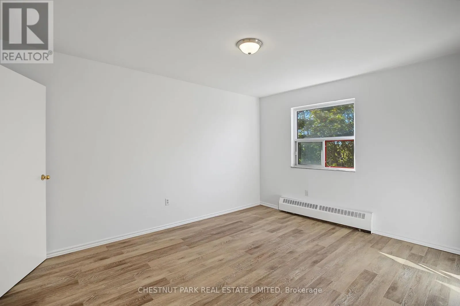 517 - 888 GLEN STREET