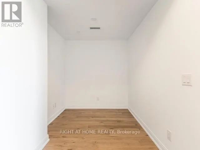 1100 KINGSTON ROAD