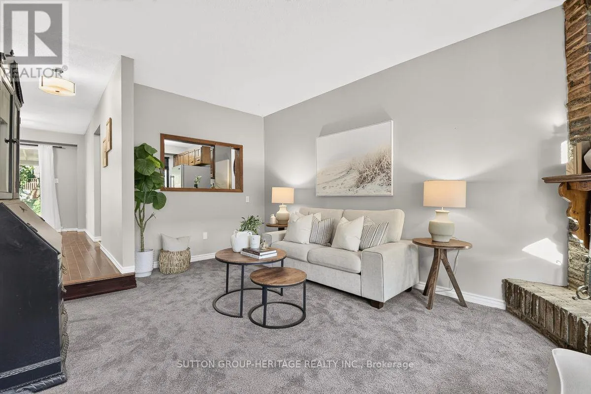 1790 WALNUT LANE