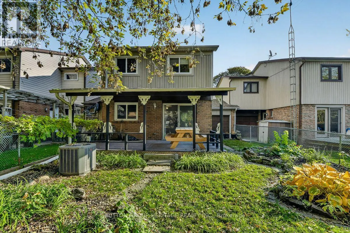 1790 WALNUT LANE
