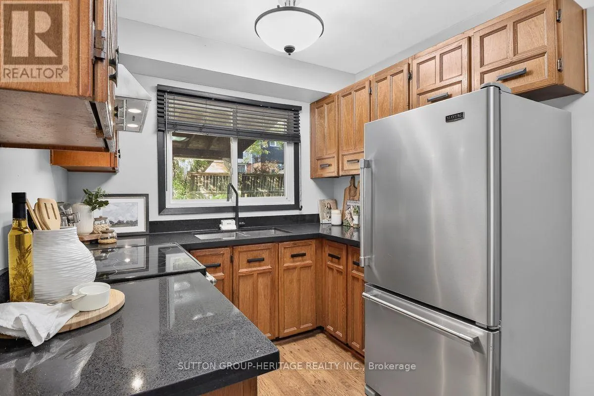 1790 WALNUT LANE