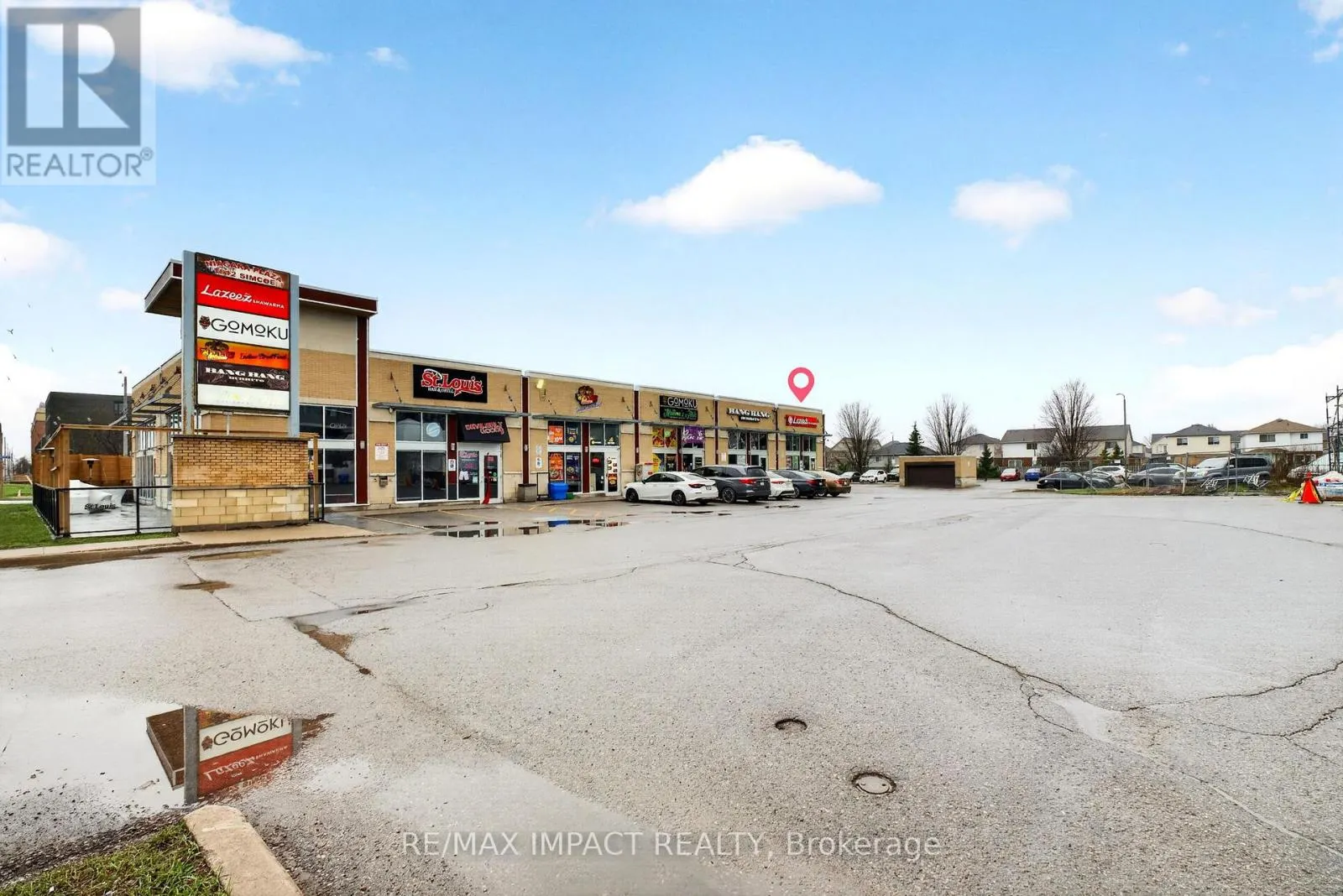 1812 SIMCOE STREET