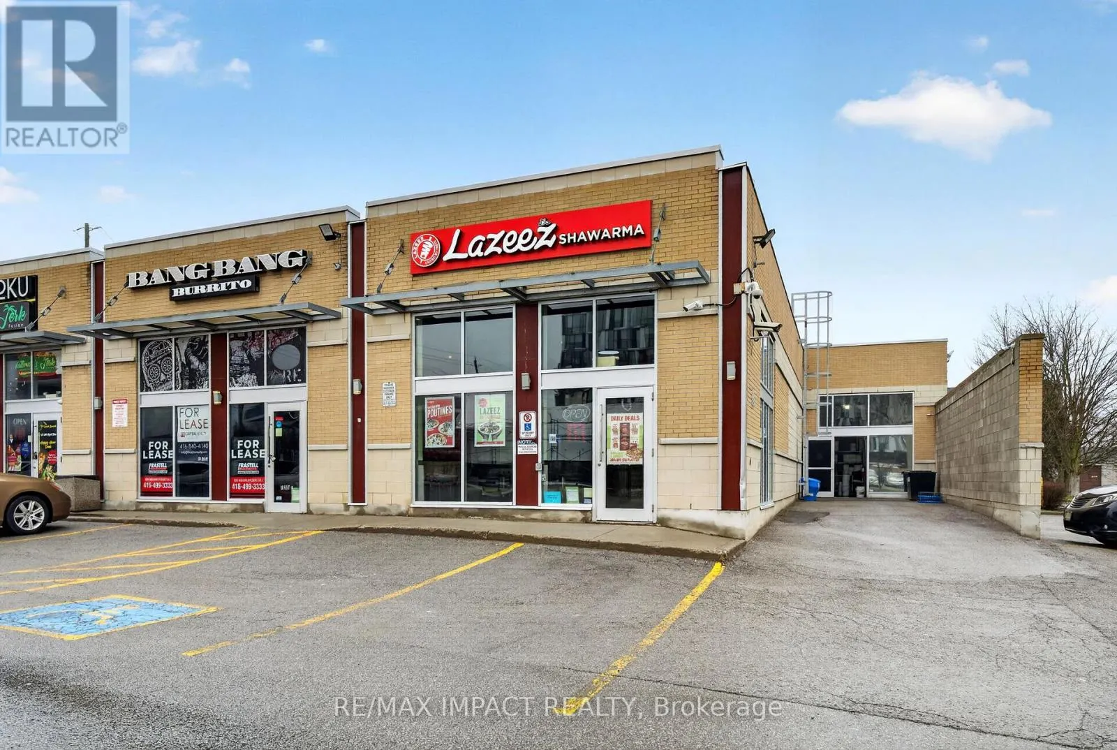 1812 SIMCOE STREET