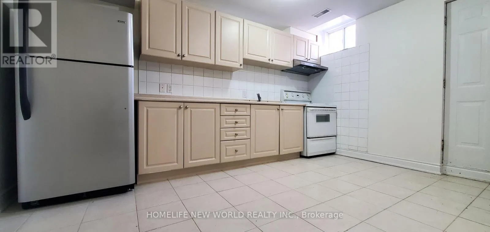BASEMENT - 106 AYLESWORTH AVENUE