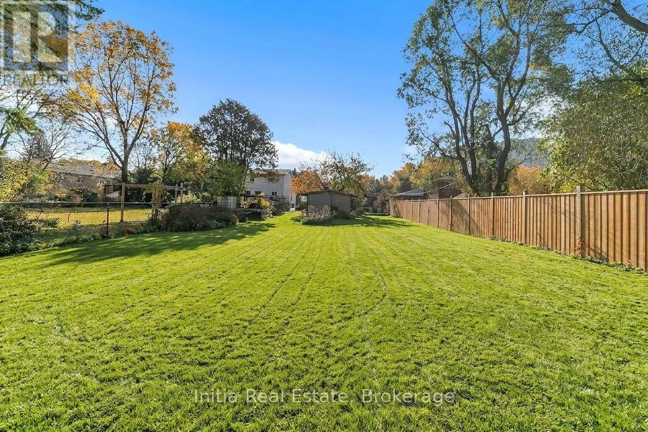 95 REIDMOUNT AVENUE