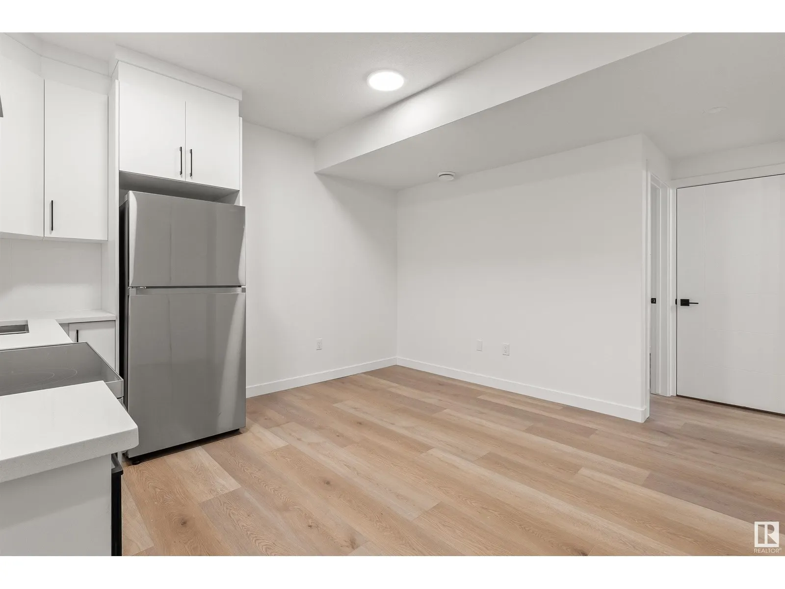 4207 38 ST